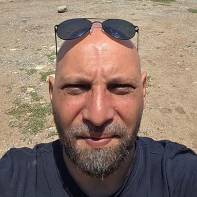 Turan Kahraman profil fotoğrafı